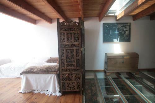 Designer House With Panoramic View And Parking