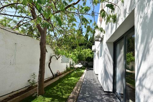 Apartamento Luminoso En El Centro de Cadaqu�s