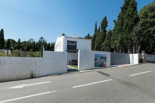Apartamento Luminoso En El Centro de Cadaqu�s