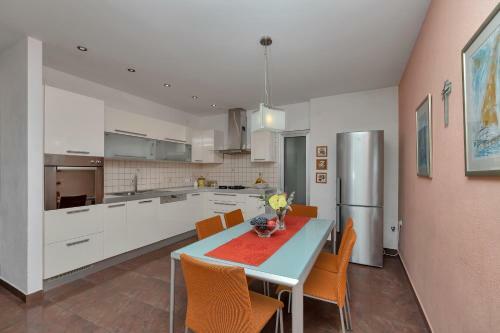 Pension & Apartments Dany