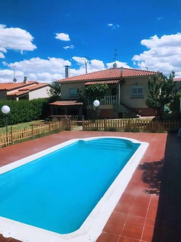 Chalet Piscina Privada Salamanca