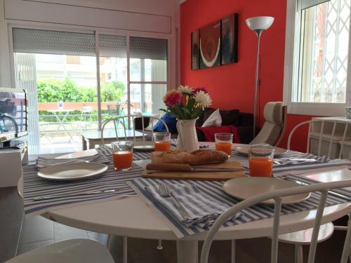 Nice Apartment 80 Meters From The Beach