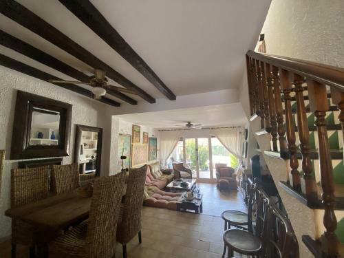 R97 Casa Alorda