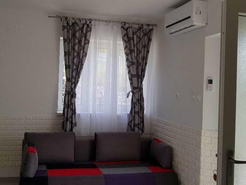 Apartments Snjezana