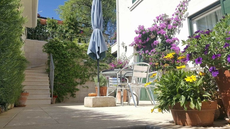 Apartments Villa Brumnic