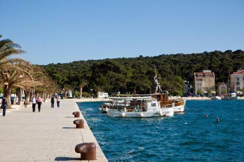 Apartamentos Makarska City Bay Studios