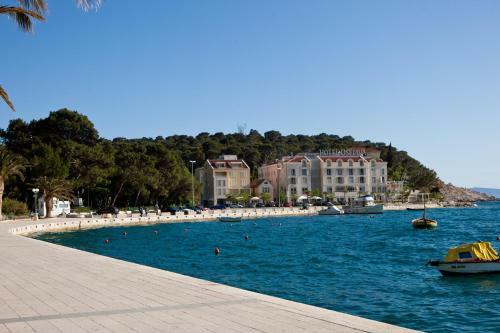 Apartamentos Makarska City Bay Studios