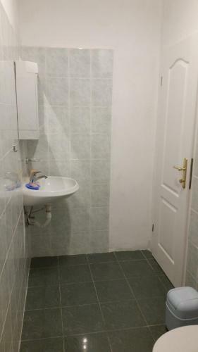 Hostal Guesthouse Romana
