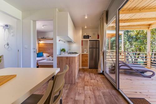 Mobile Homes Lopari