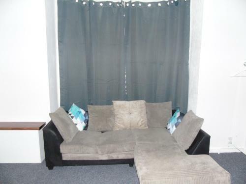 Polygon 2 Bed Apartment