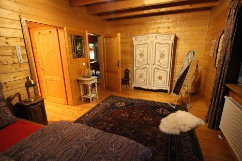 Malerisches Holzhaus "coco" Mit Kamin, Sauna Und Eigenem Garten