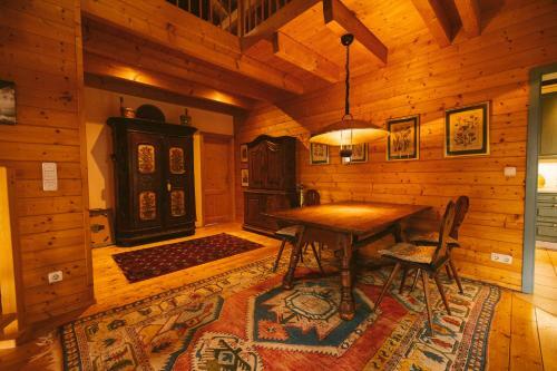 Malerisches Holzhaus "coco" Mit Kamin, Sauna Und Eigenem Garten
