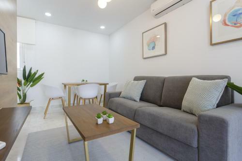 Apartamentos La Brujula By Cadizrentals