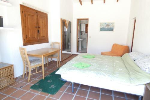 Villa Almendros *****