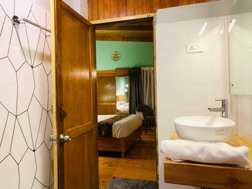 Hotel Dzi Pema