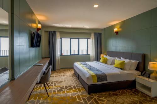 Manhattan Business Hotel