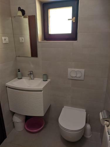 Apartments Ada