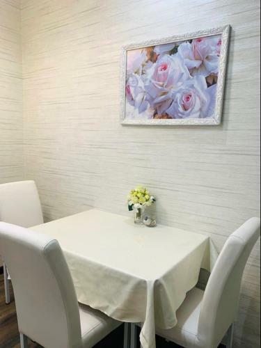 Apartment In The City Center