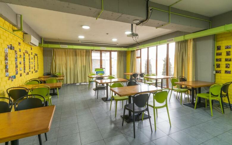 Ololofreelander Work And Travel Hostel