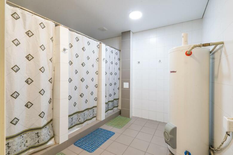 Ololofreelander Work And Travel Hostel