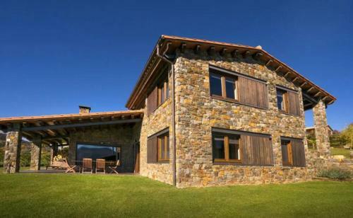 Casacampelles II - Vall de N�ria - Ripoll�s