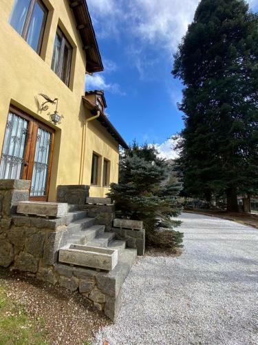 Villa El Niu de L?�guila (Camprodon)