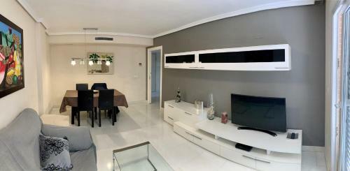 Apartamento Nuevo Con Gran Terraza Y Wifi En Canet