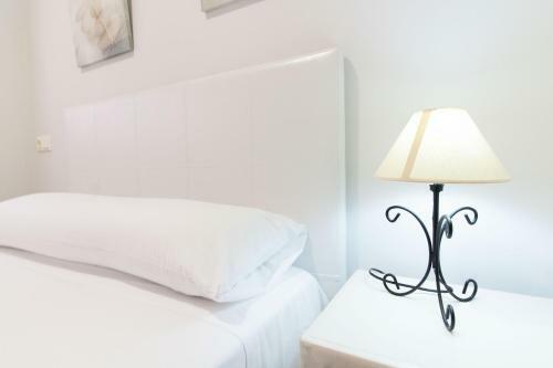 Bonito Apartamento Con Terraza Y Piscina