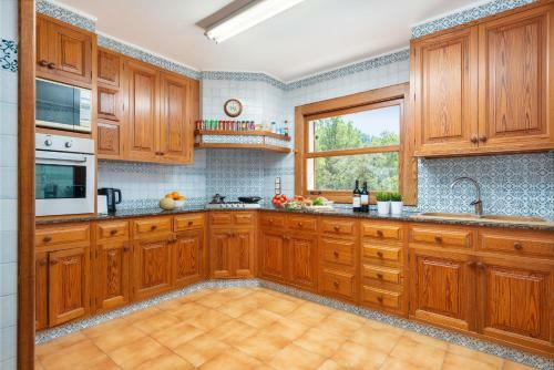 New! Villa Can Pere For 10 People With Pool And Panoramic Views