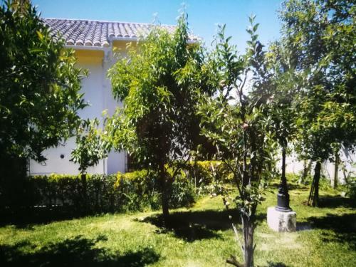Chalet Con Piscina En Cangas, Limens