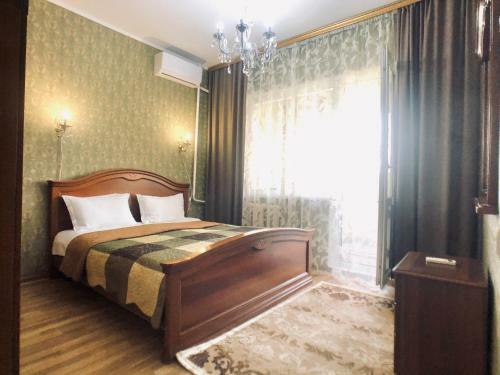 Comfortable Apartment On Zharokov Str
