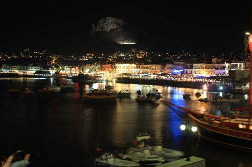 Pela Maria Hotel