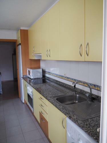 Amplio Apartamento En Primera L�nea de Playa