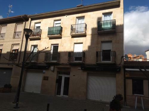 Apartamentos Caperos 1� Dcha