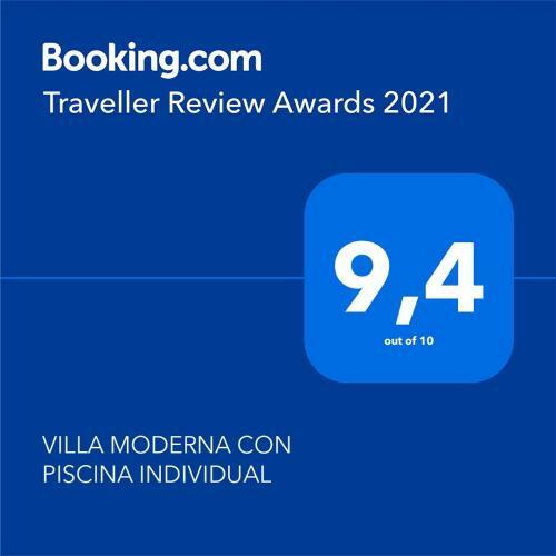 Villa Moderna Con Piscina Individual