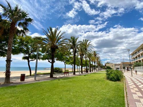 Confortable Apartamento En El Centro de Cambrils