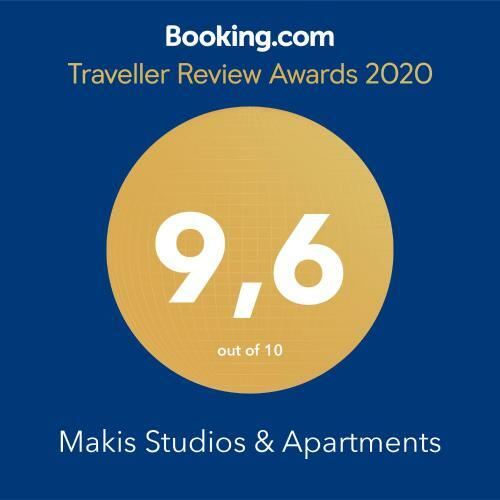 Makis Studios & Apartments
