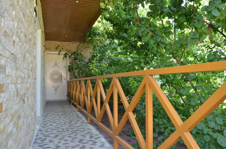 Hostal Sinter Terasse House Hotel