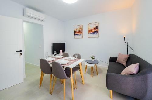 Cubo's Urban Miranda Apartment