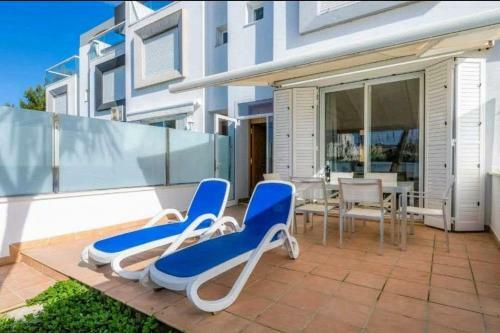 Chalet Adosado Cerca Del Mar