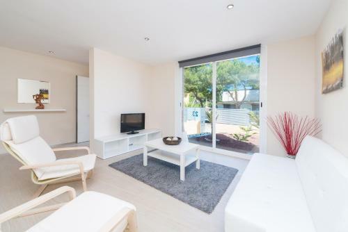 Semi Detached Chalet Right Side