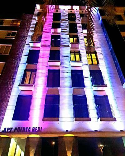 Apartamentos Tur�sticos Puerta Real