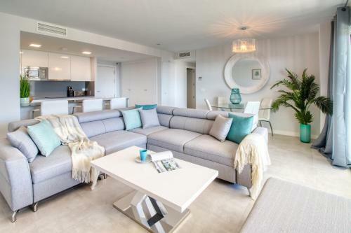 Newly Constructed 2 Bed Apartment With Sea Views