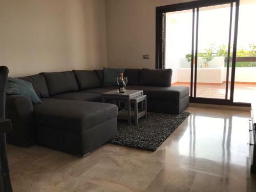 Luxury Apartment Set In Do�a Julia Golf Course