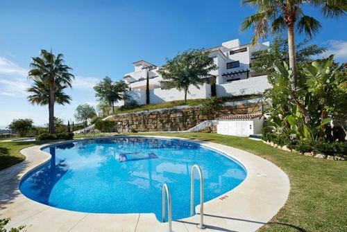 Luxury Apartment Set In Do�a Julia Golf Course