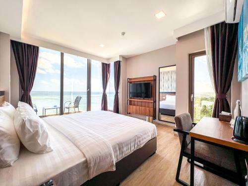 Hotel Triton Prestige Seaview And Spa
