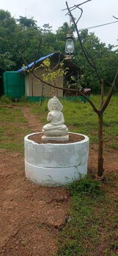 Hotel Shaashvataah Yog And Retreats