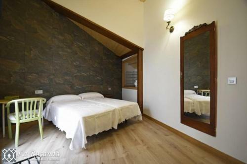 Apartamentos La Rocanda