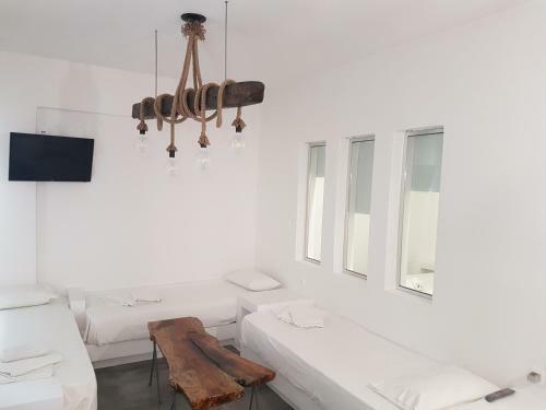Hostal Manthos Place