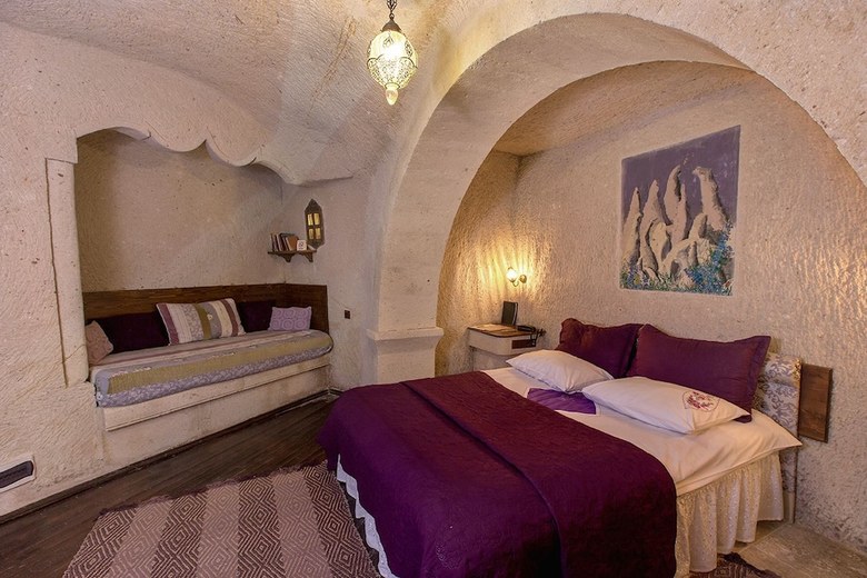 Oyku Evi Cave Hotel